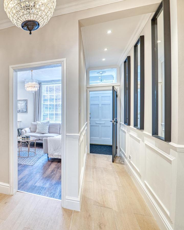 Luxury Georgian Townhouse With Cinema And Parking Villa Chester Exteriör bild
